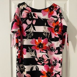 Vince Camuto short floral dress